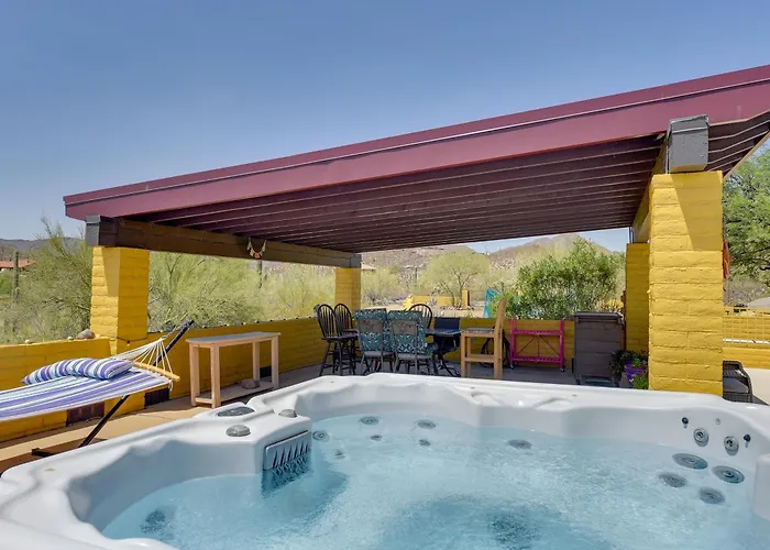Holiday home Experience Staying In Geodome, Pool, Hot Tub, Bbq