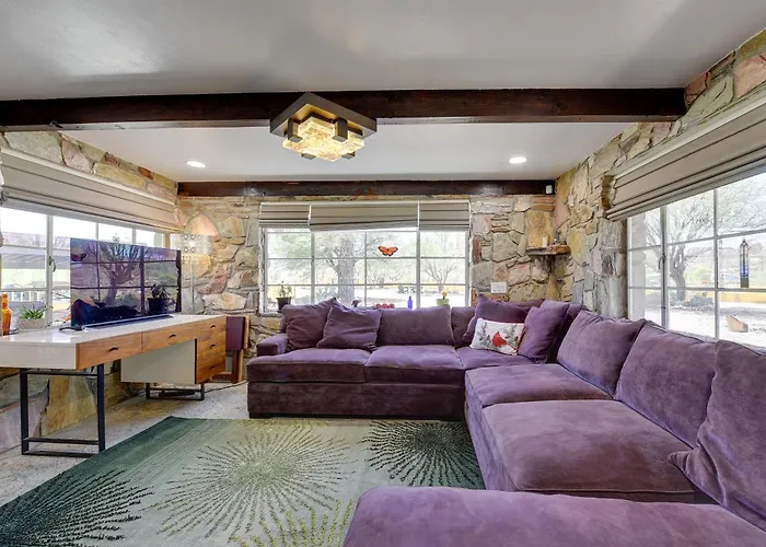 Experience Staying In Geodome, Pool, Hot Tub, Bbq Holiday home Tucson