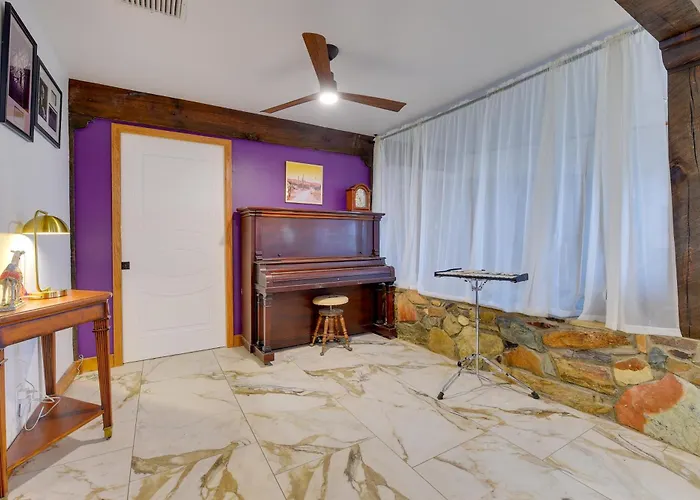 Experience Staying In Geodome, Pool, Hot Tub, Bbq