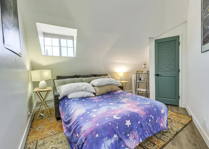 Holiday home Experience Staying In Geodome, Pool, Hot Tub, Bbq *