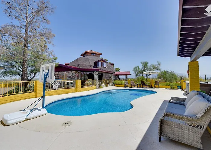 Experience Staying In Geodome, Pool, Hot Tub, Bbq
