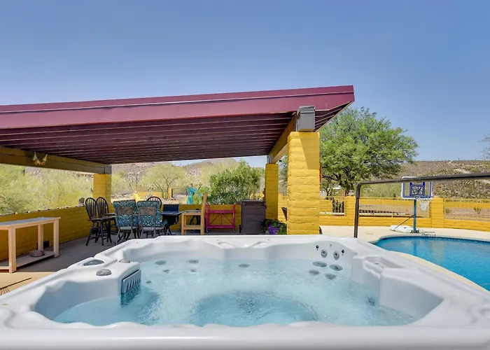 Holiday home Experience Staying In Geodome, Pool, Hot Tub, Bbq